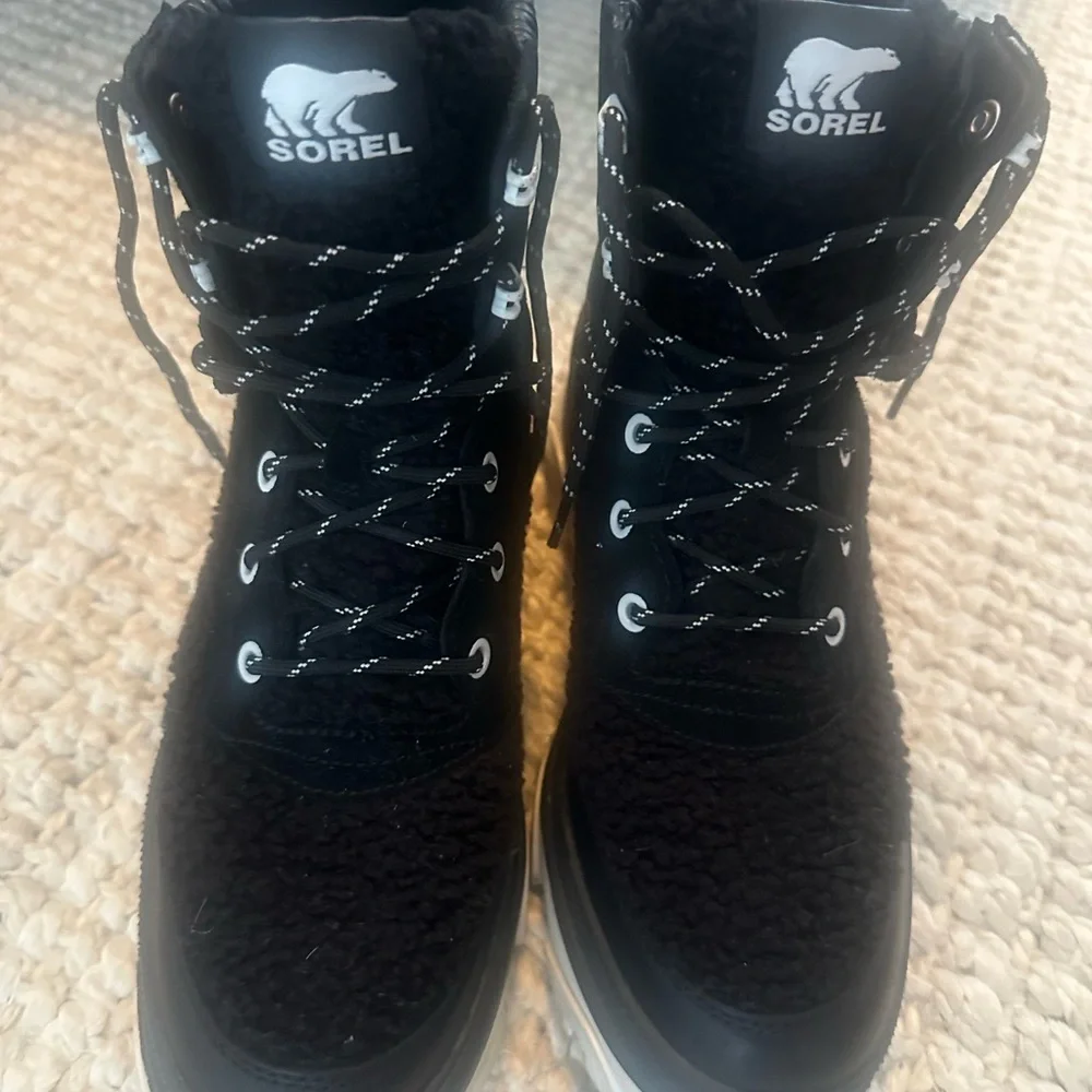 Sorel Black Winter & Rain Boots - Picture 1 of 8